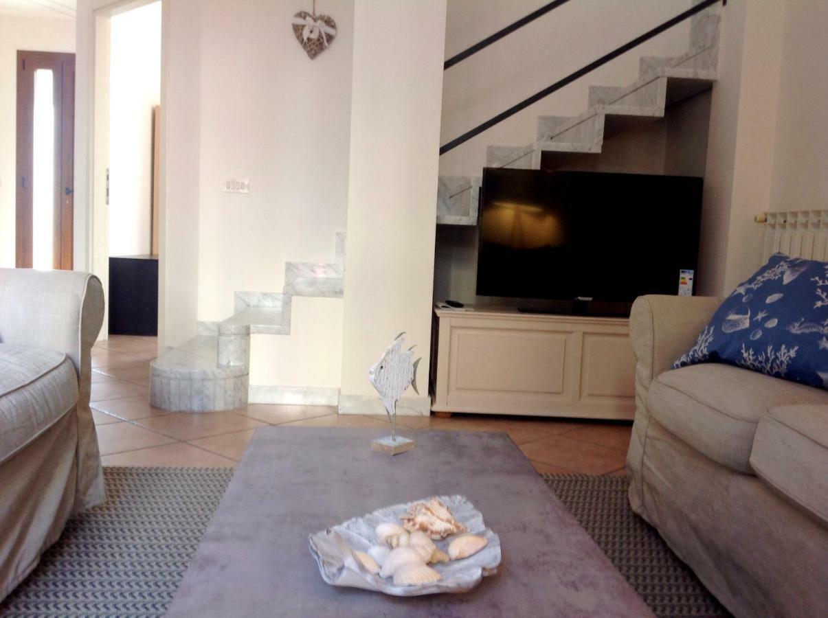 فيلا Casa Mario Dei Pini فياريجيو المظهر الخارجي الصورة